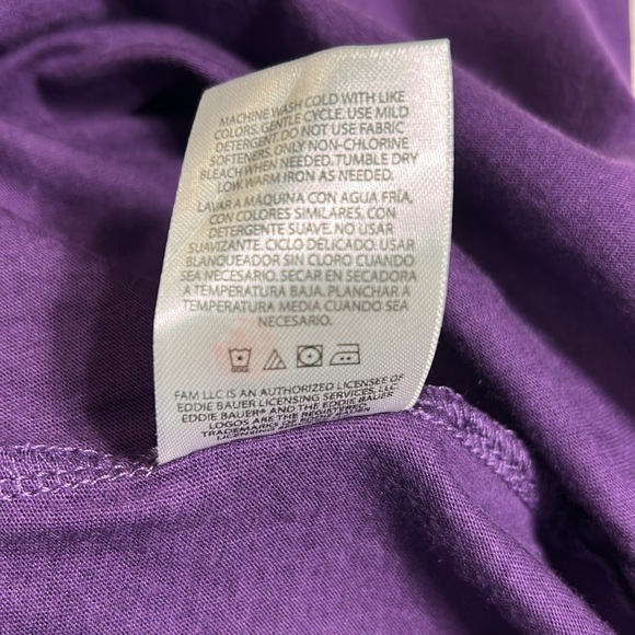 Eddie Bauer Purple V-Neck Women's Short Sleeve Top With High Low Hem - Picture 6 of 6